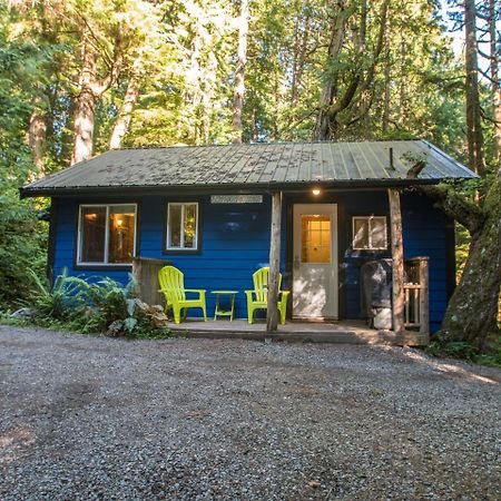 Surfs Inn Rainforest Cottages Ucluelet Buitenkant foto