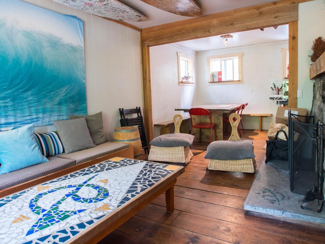 Surfs Inn Rainforest Cottages Ucluelet Buitenkant foto